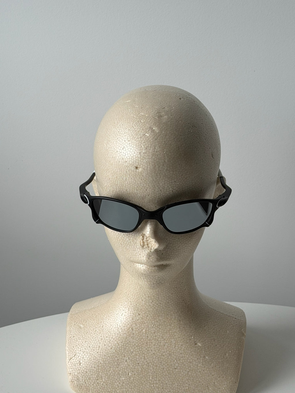 Vintage Oakley Juliet 2.0 – Black Frame / Silver Mirror Lens