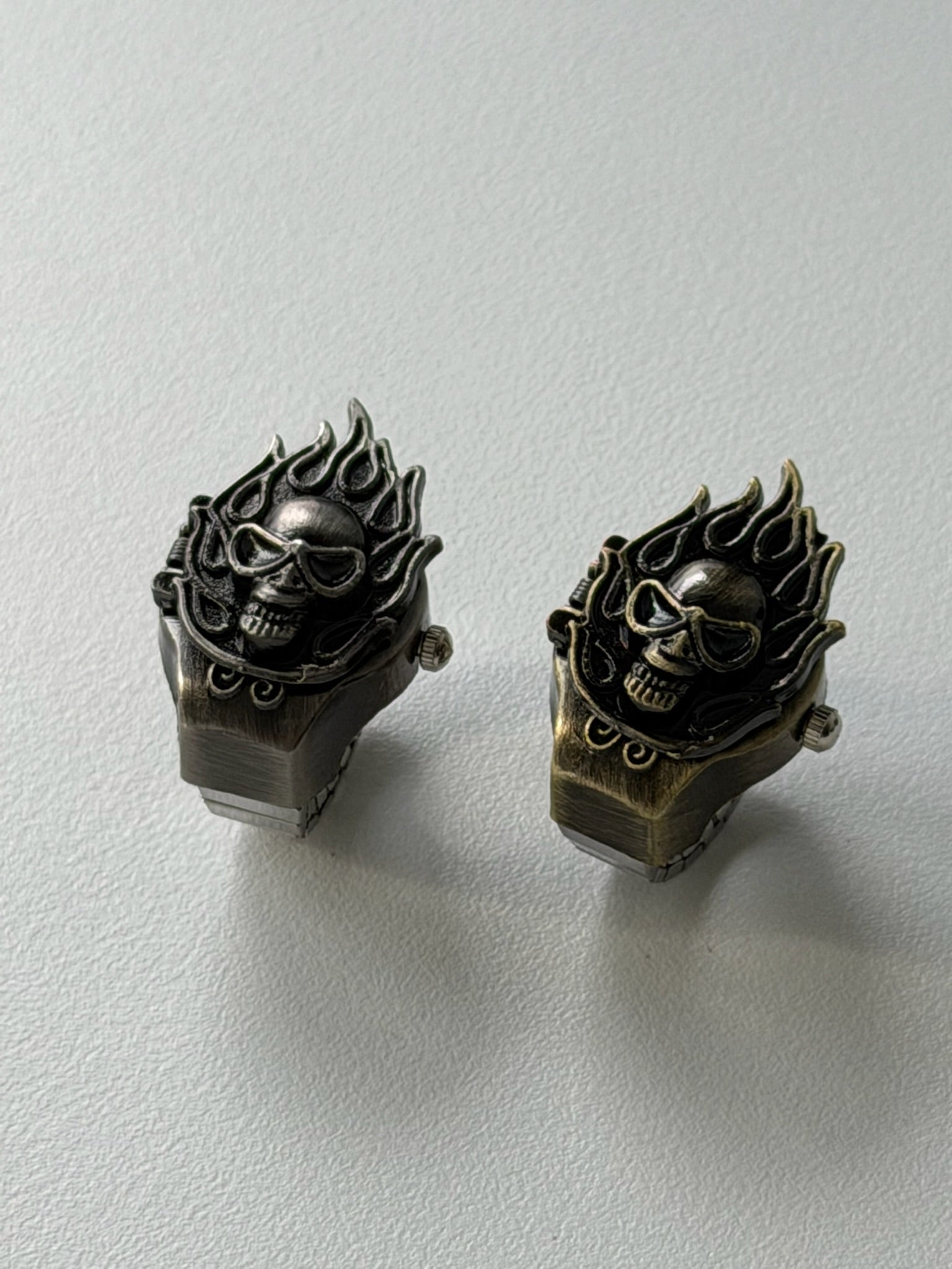 One Piece Inspired Secret Ring Watch – Adjustable Pirate Skull Finger Watch | Vintage Anime Collectible Jewellery