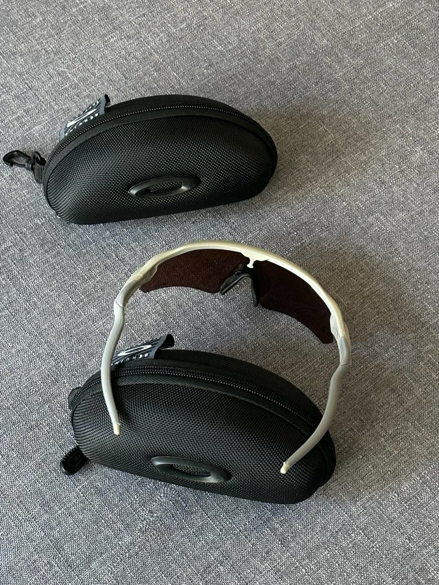 Oakley Performance Shield Sunglasses – Chrome Yellowish Lens Oakley-Style Sport Frame