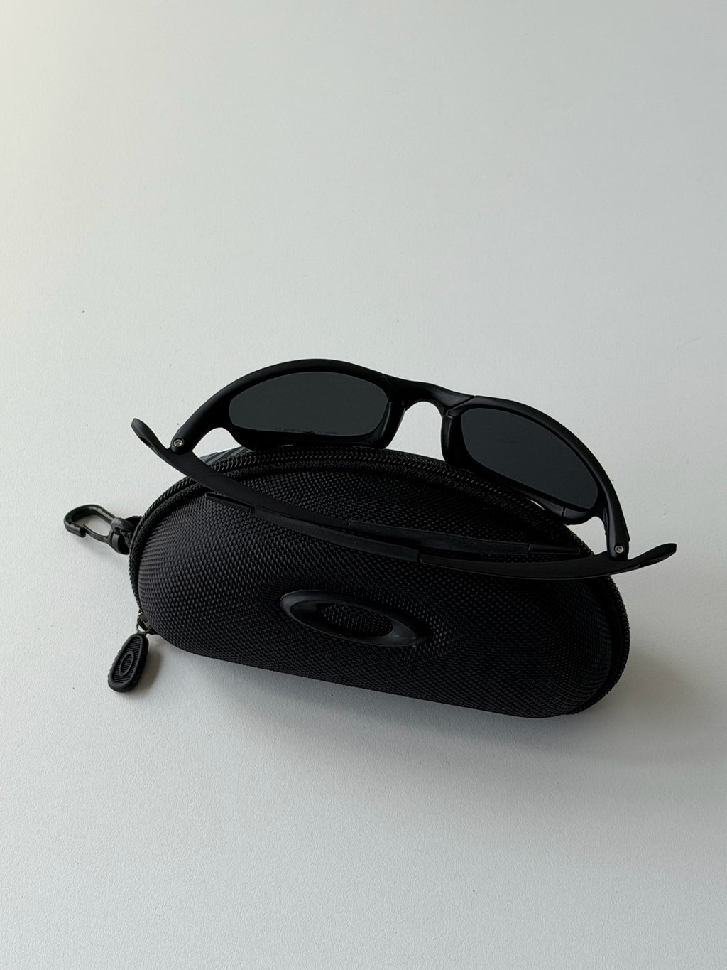 Vintage Oakley Juliet 1.0 – Black Frame / Black Lens