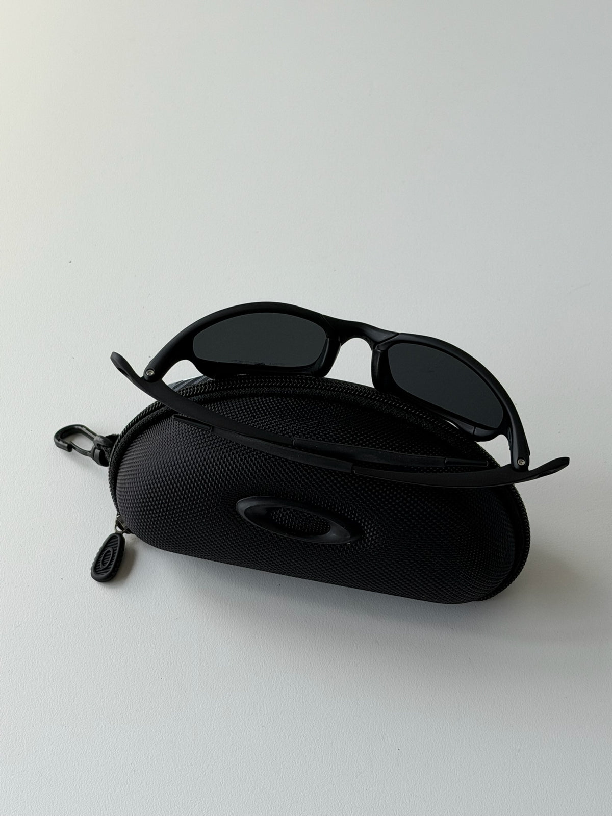 Vintage Oakley Juliet 1.0 – Black Frame / Black Lens