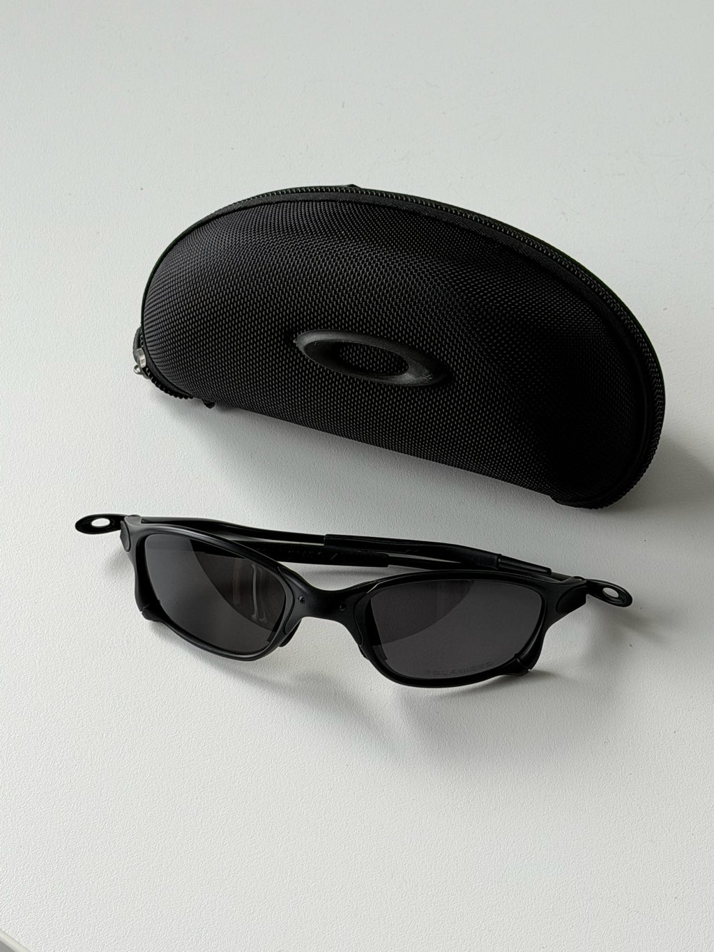 Vintage Oakley Juliet 2.0 – Black Frame / Black Lens