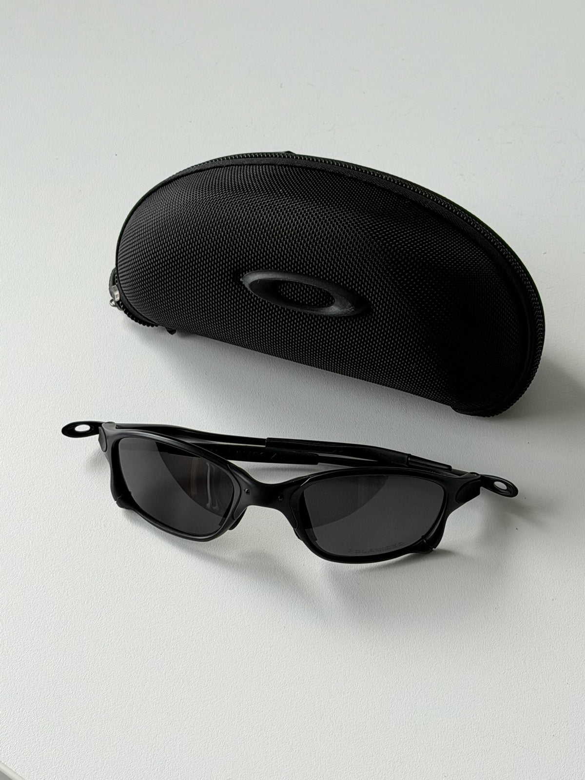 Vintage Oakley Juliet 2.0 – Black Frame / Black Lens
