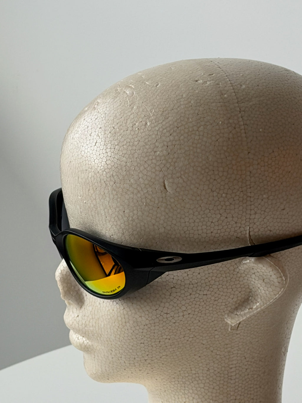 Oakley Eye Jacket Sunglasses – Black Frame / Fire Iridium Lens | Y2K Wraparound Sports Shades