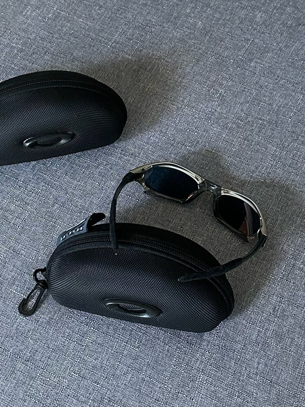 Vintage Oakley Sunglasses: Silver Frame, Fire Iridium Lenses with Case