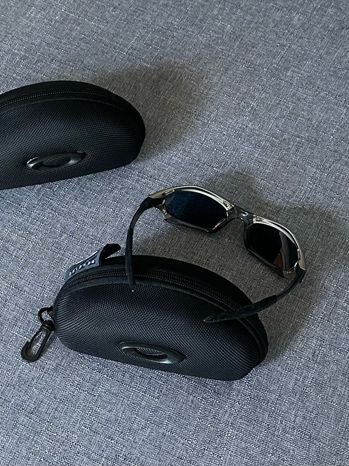 Vintage Oakley Sunglasses: Silver Frame, Fire Iridium Lenses with Case