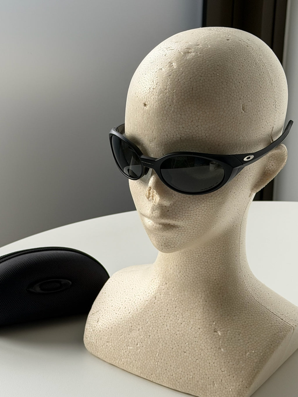 Oakley Eye Jacket Sunglasses – Matte Black Frame / Black Lens | Vintage Y2K Wraparound Shades