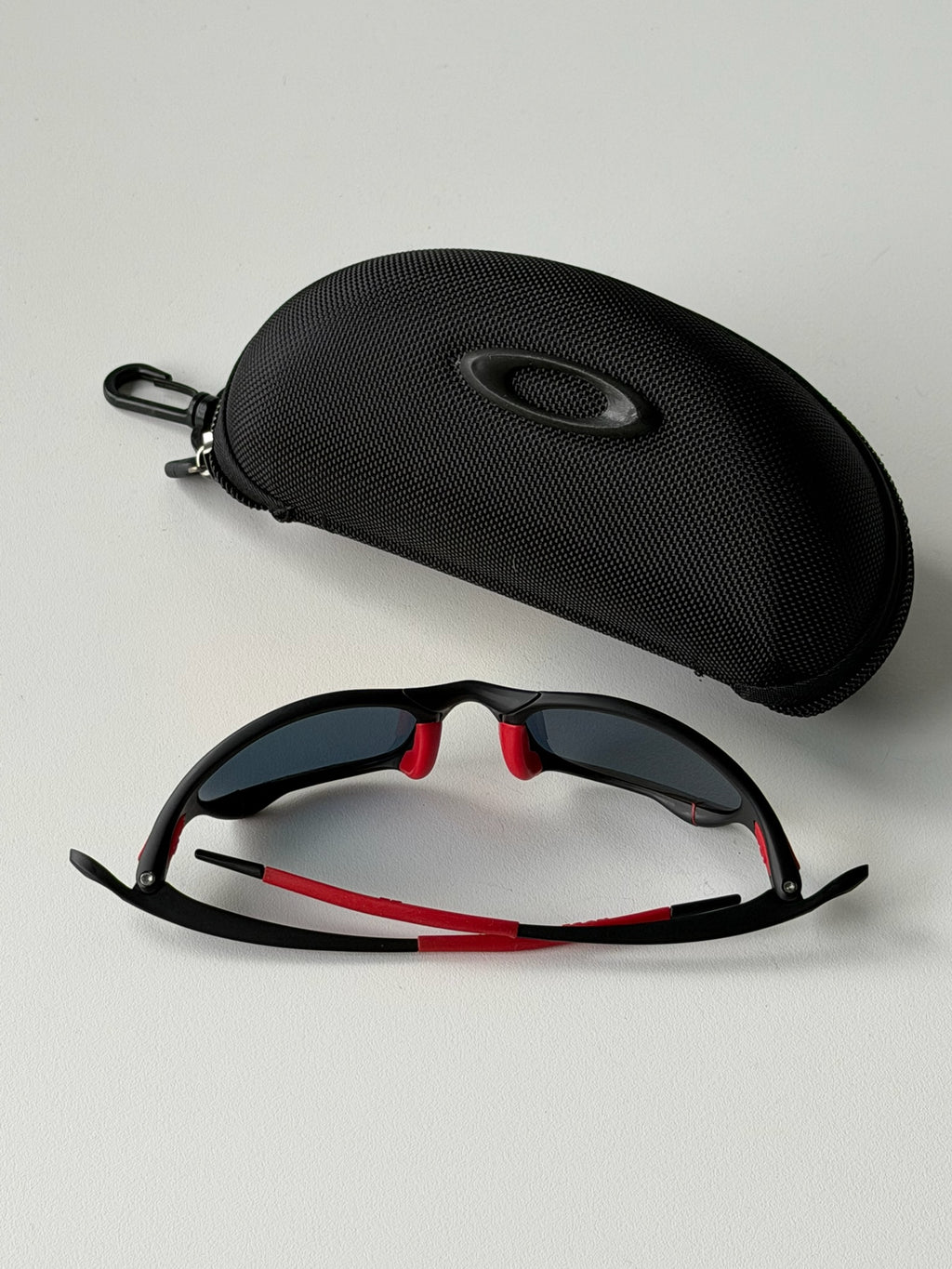 Vintage Oakley Juliet 1.0 – Black & Red Frame / Fire Orange Mirror Lens