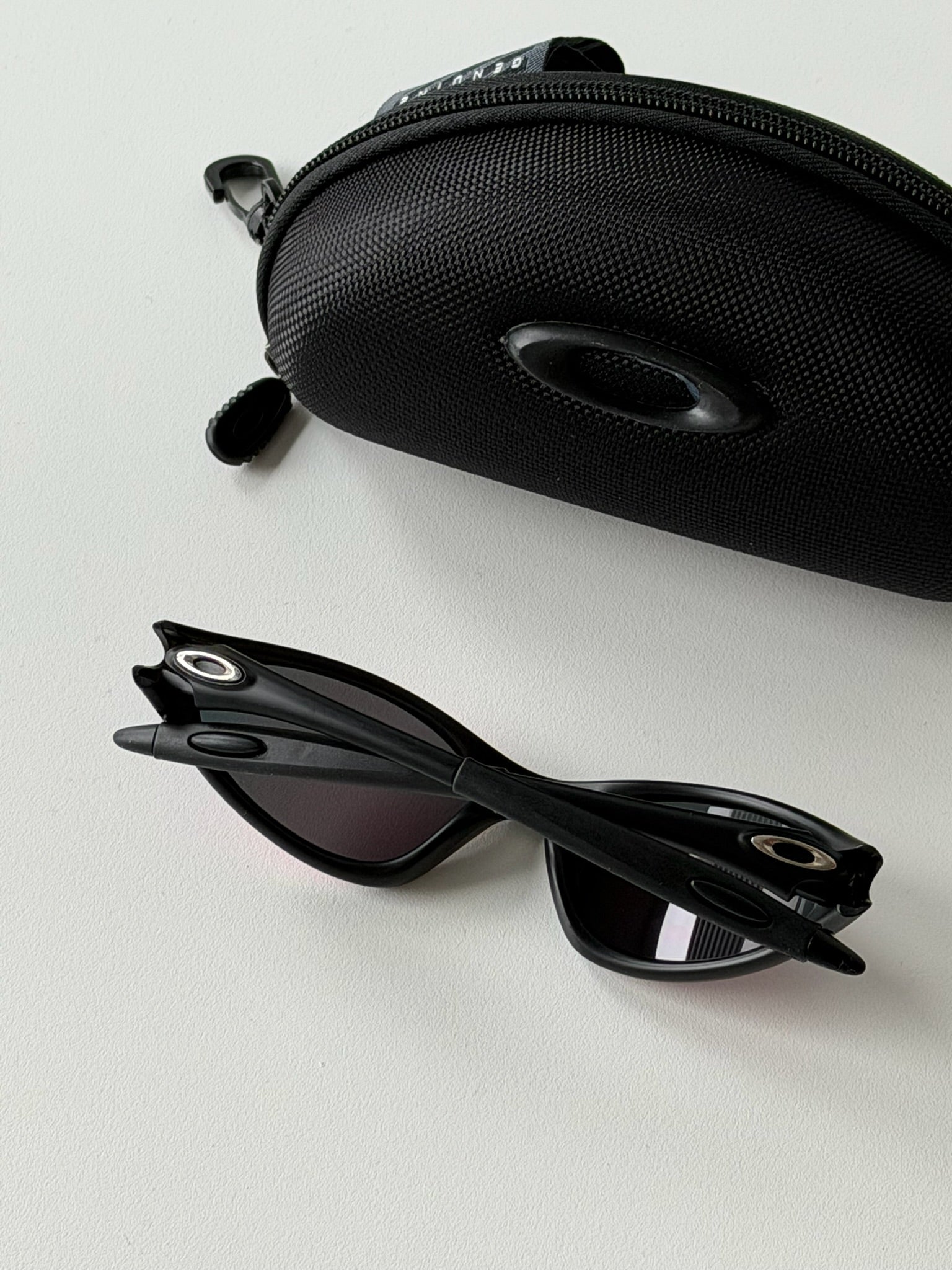 Oakley Eye Jacket Gen 1 Sunglasses – Matte Black / Fire Red