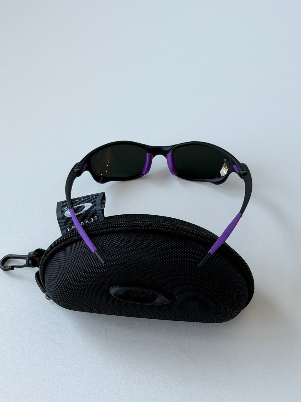 Vintage Oakley Juliet 1.0 – Black Frame / Purple Lens with Purple Accents