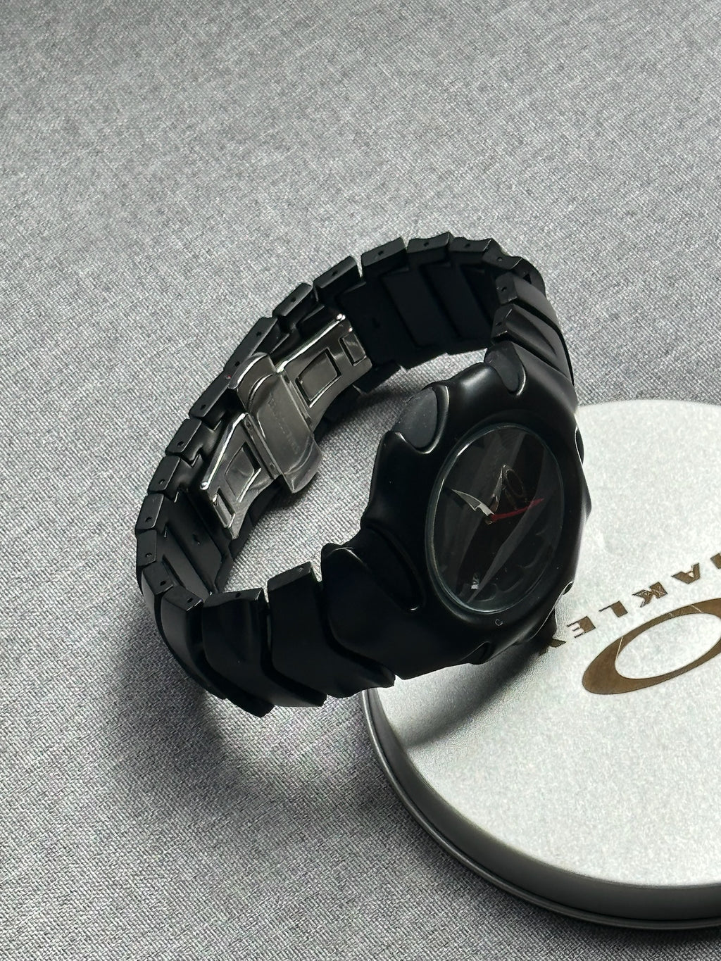 Oakley Blade Watch – Black dial Black Brushed Stainless Steel, Swiss Movement, Collectible Men’s Watch