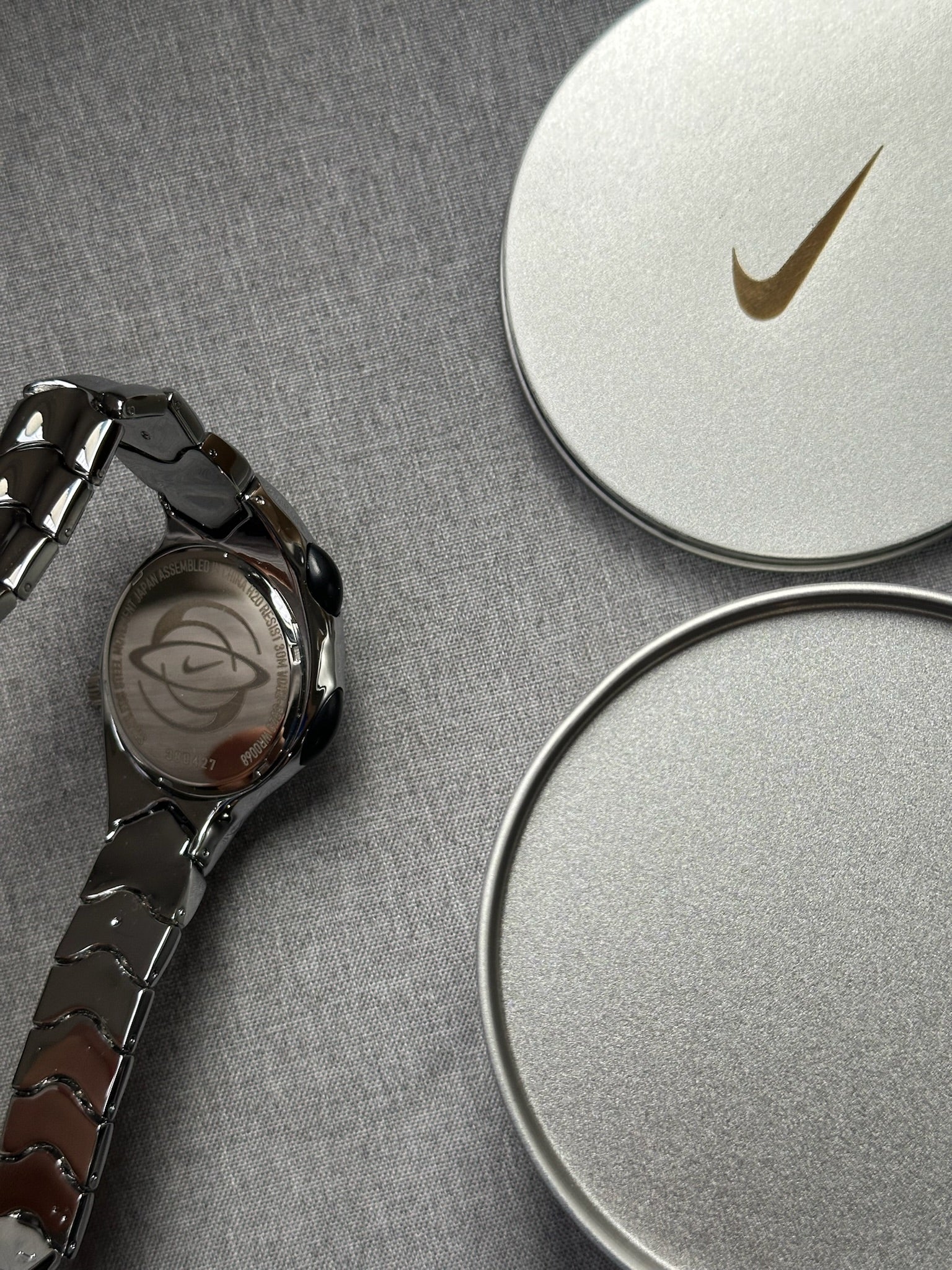 Nike Triax Chronograph Watch Shiny Silver with Light Blue Dial and Green Accents – Vintage Stainless Steel Sports Watch, Rare Collectible Timepiece