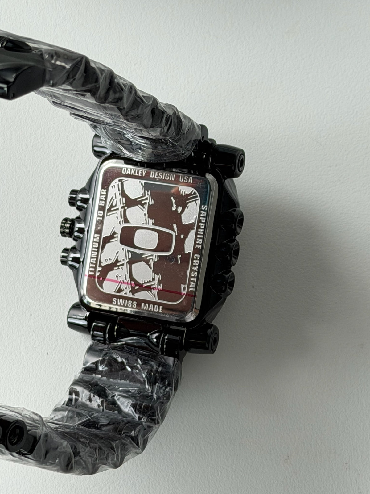 Oakley Minute Machine Watch – Black Bracelet / Black Dial