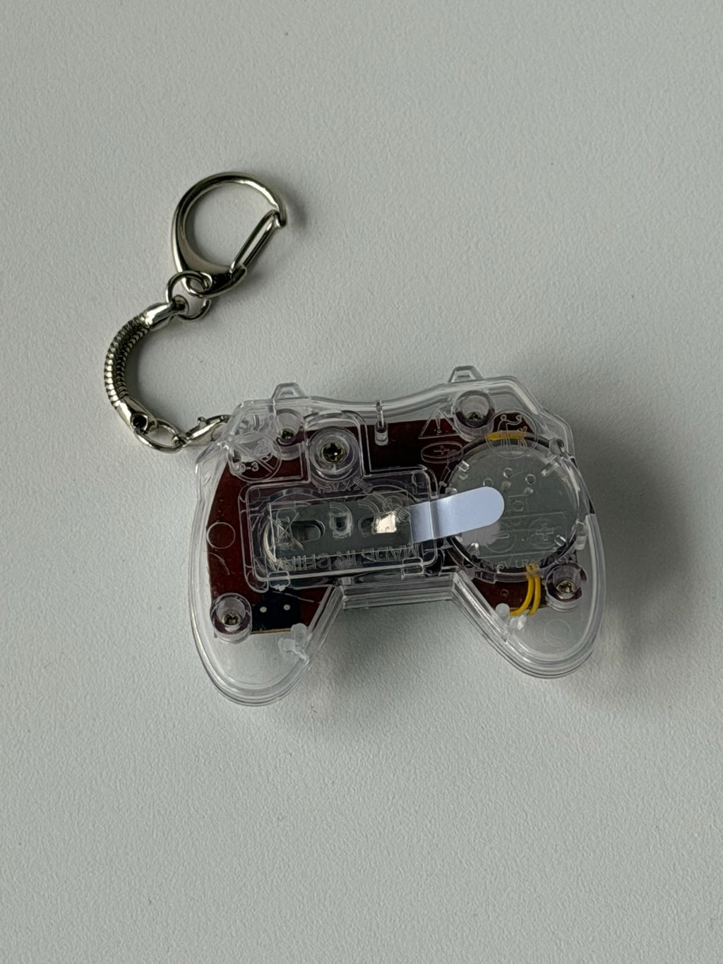 Y2K Transparent Mini Tetris Game Keychain – Playable Retro Gaming Charm