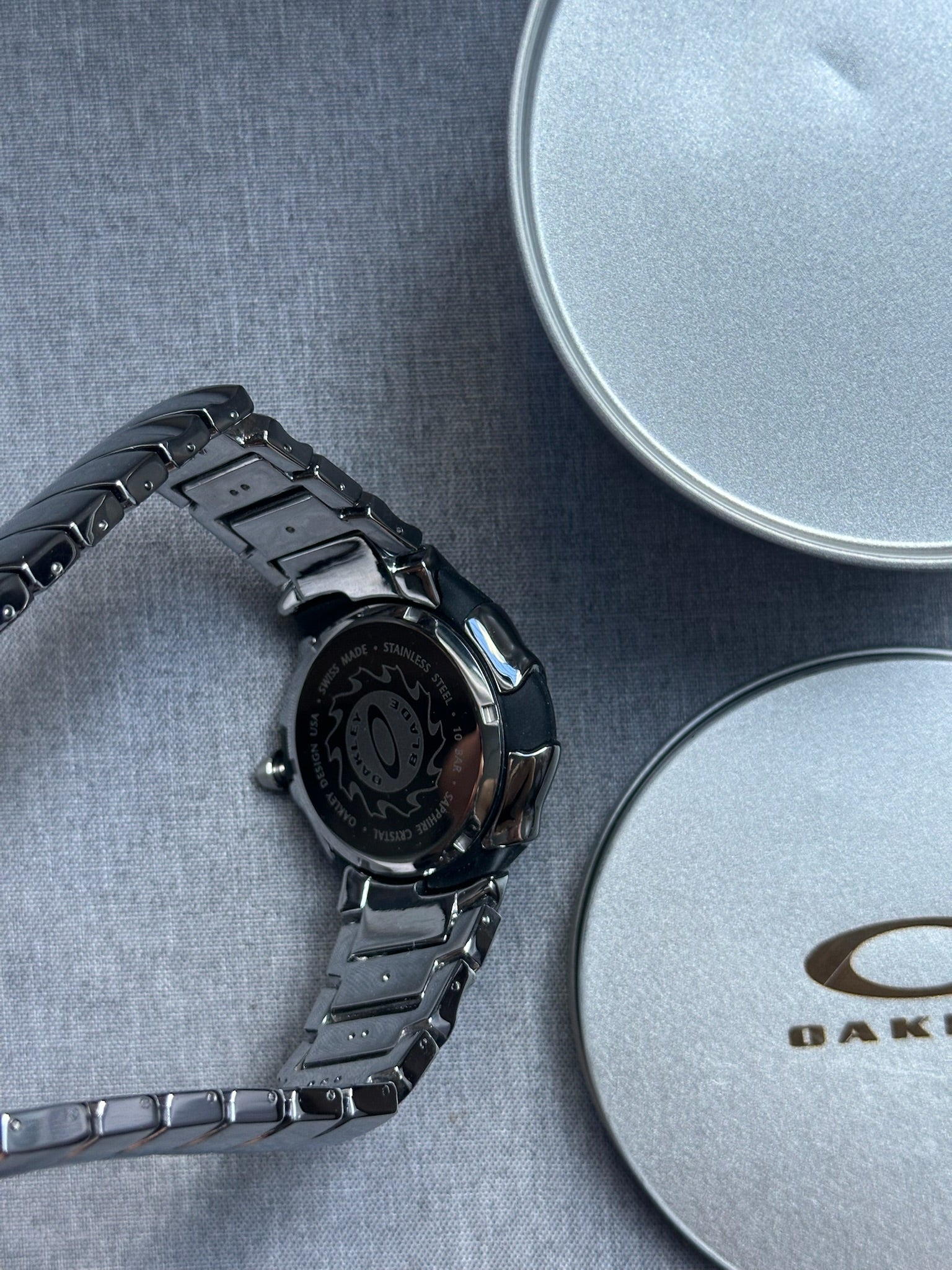 Oakley Blade Watch – Red dial Silver SHINY Stainless Steel, Swiss Movement, Collectible Men’s Watch