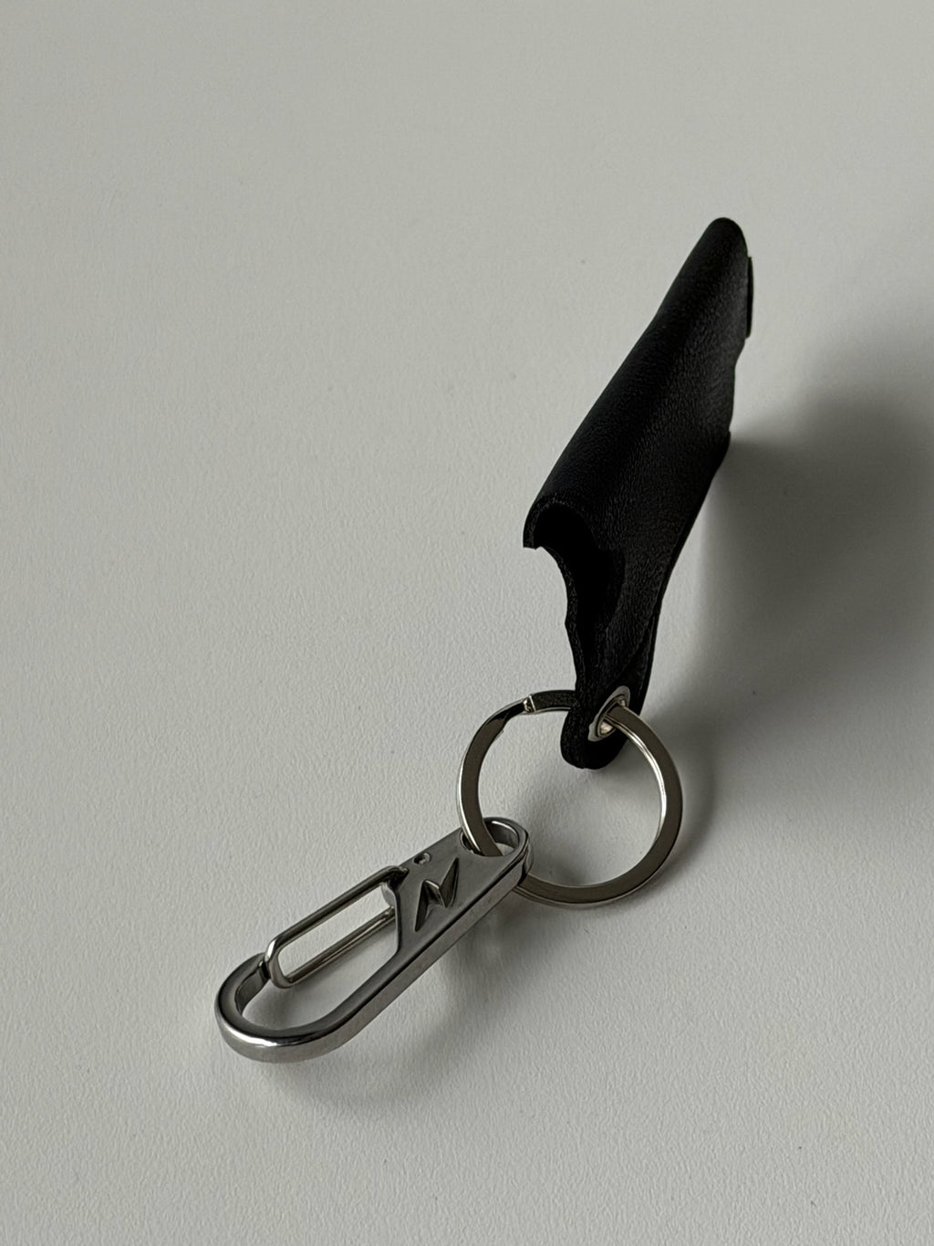 Black Leather Lighter Holder Keychain – Industrial Metal Clip Utility Accessory