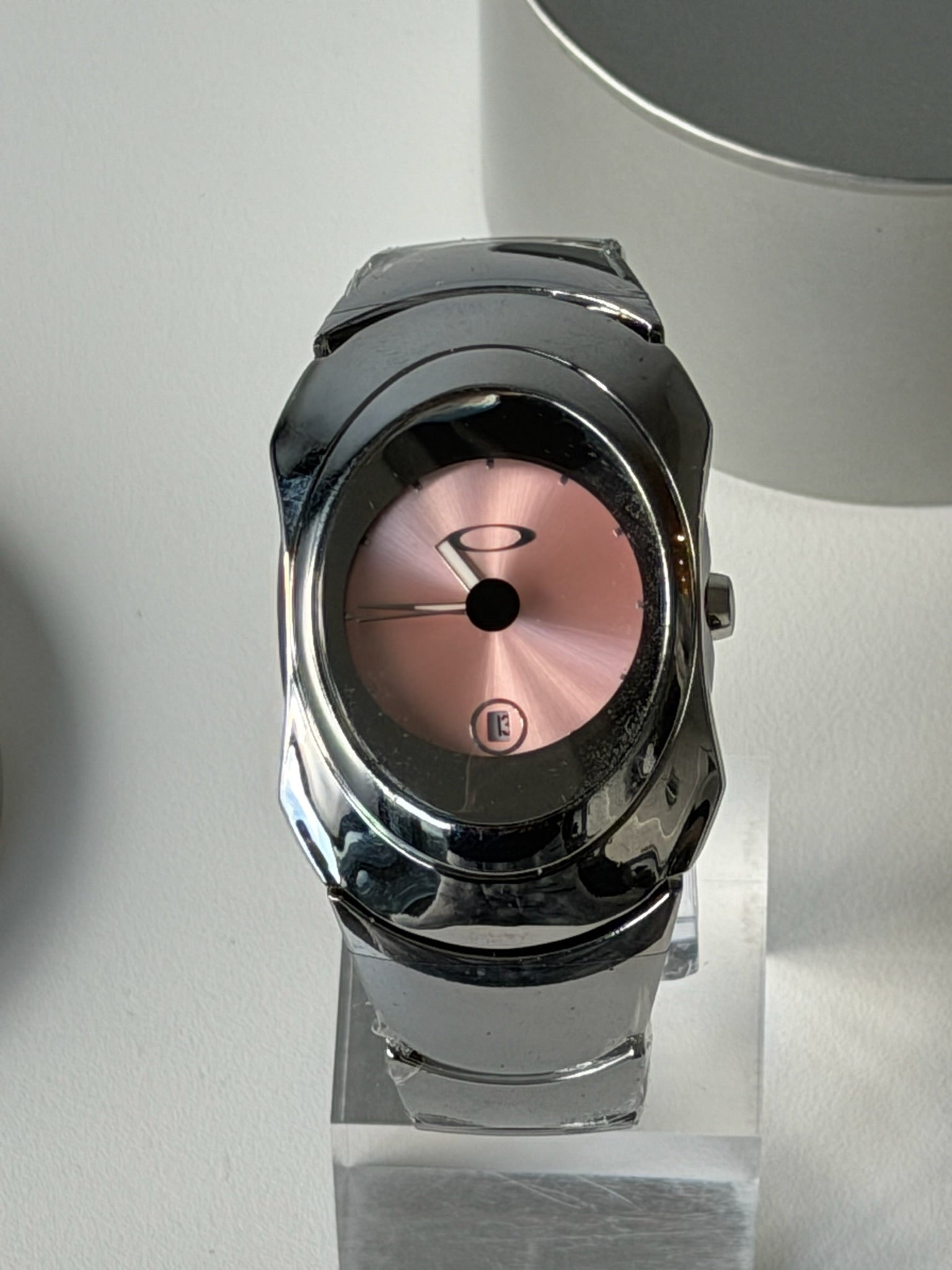 Oakley Time Bomb Style Watch – Rose Quartz Pink