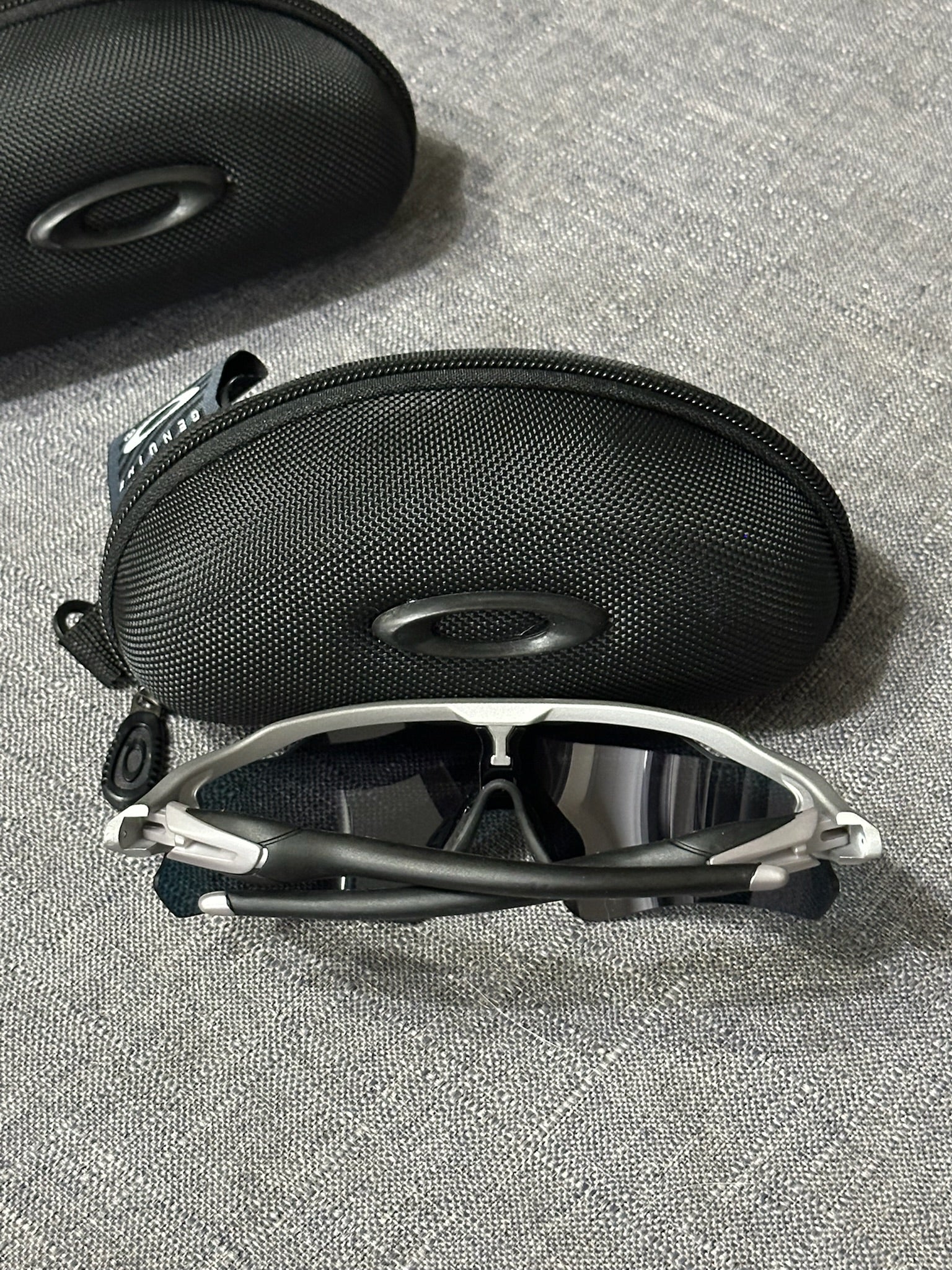 Oakley Performance Shield Sunglasses – Stealth Black Lens Sport Wraparound Frame