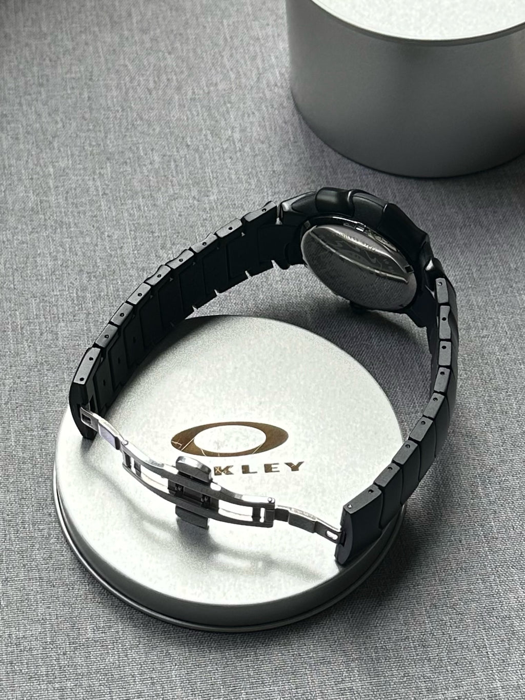 Oakley Blade Watch – White dial Black matte Stainless Steel, Swiss Movement, Collectible Men’s Watch