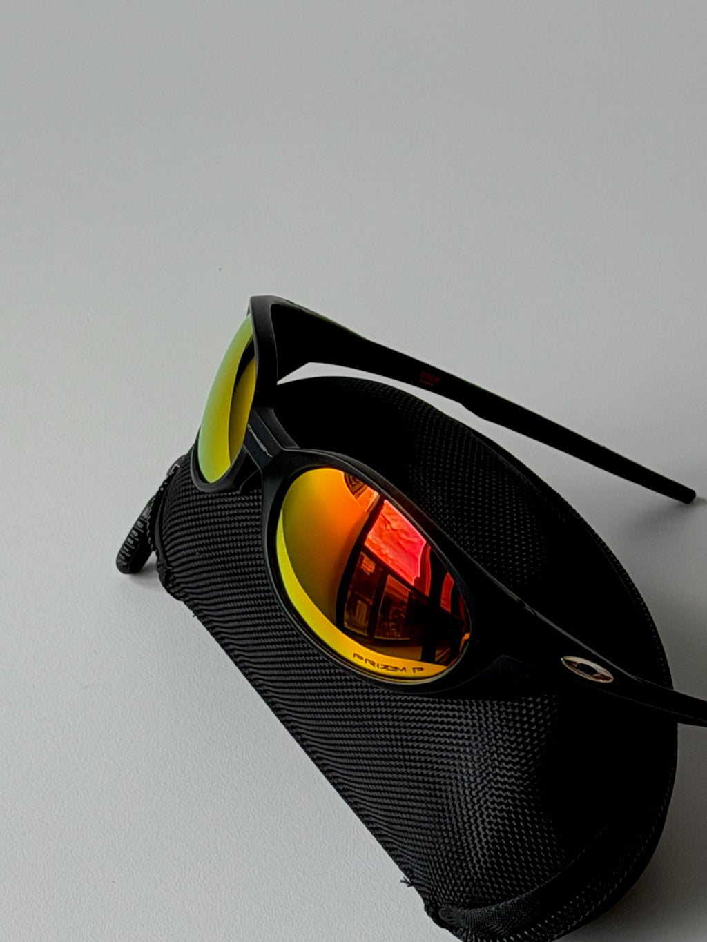 Oakley Eye Jacket Sunglasses – Black Frame / Fire Iridium Lens | Y2K Wraparound Sports Shades