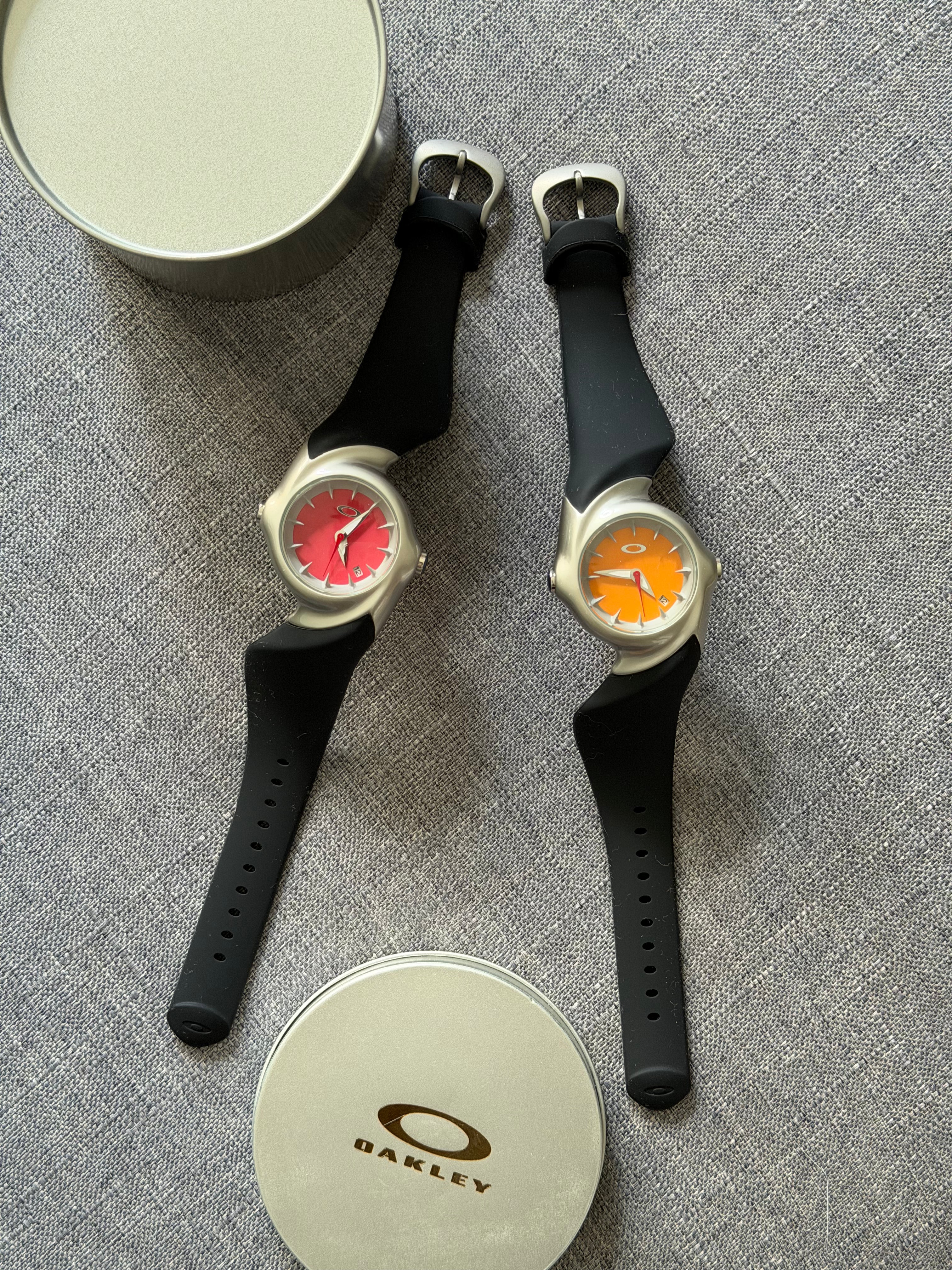 Oakley D1 Icon Watch: Black/White/Blue Dial, Rare Collectible