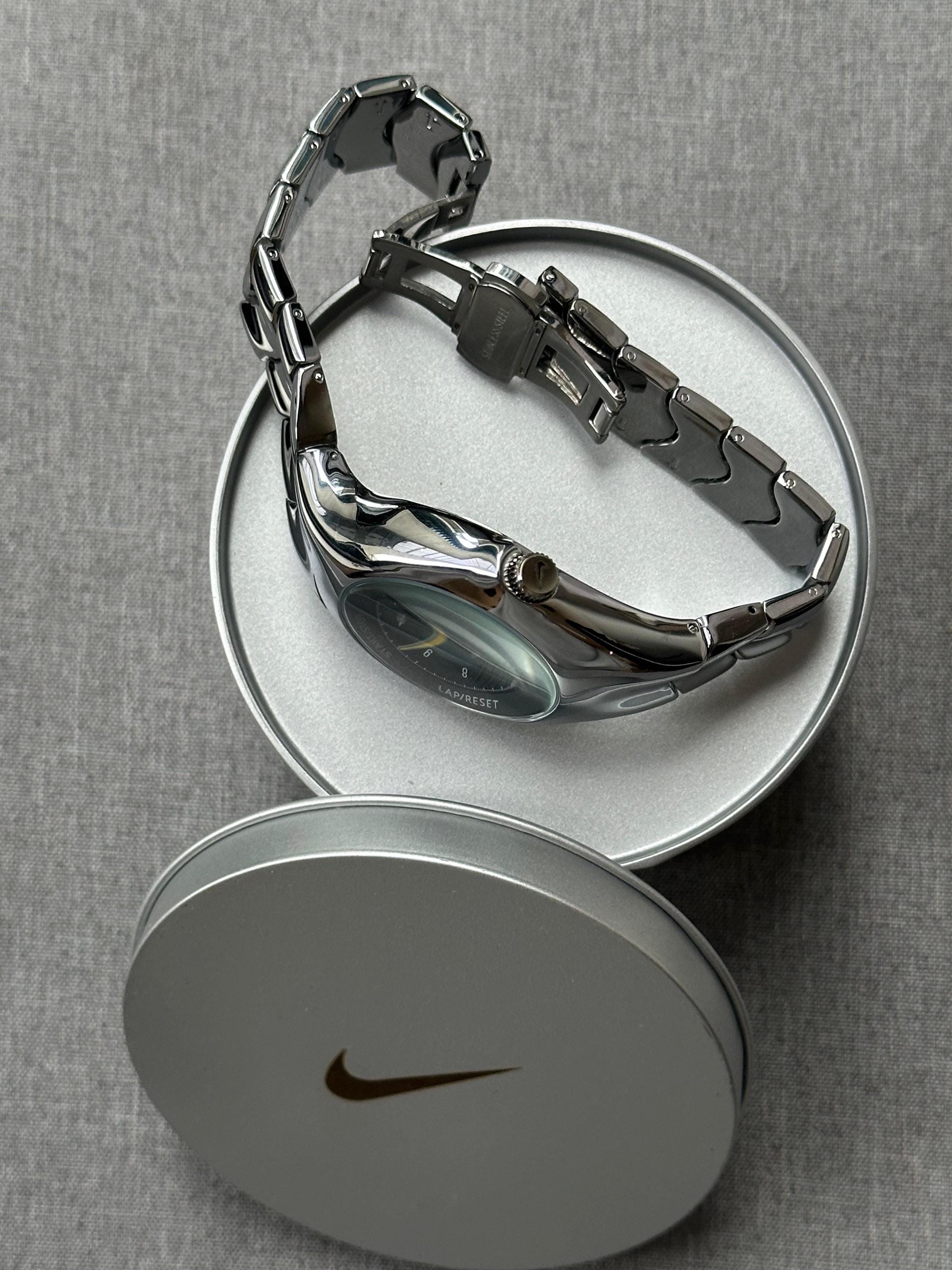 Nike Triax Chronograph Watch Shiny Silver with black yellow dial – Vintage Grey Stainless Steel Sports Watch, Rare Collectible Timepiece