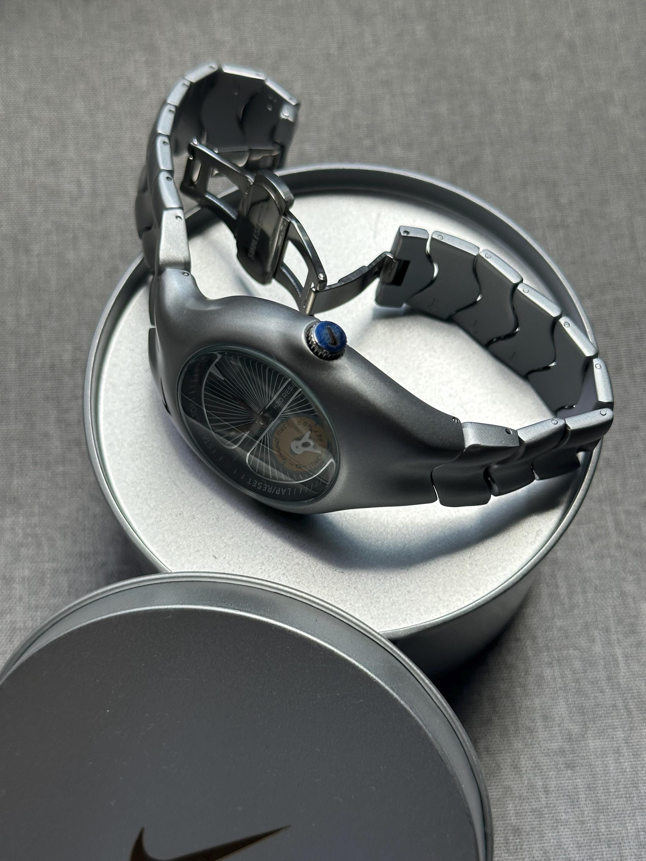 Nike Triax Chronograph Watch Matte Silver with yellow-blue dial – Vintage Grey Stainless Steel Sports Watch, Rare Collectible Timepiece