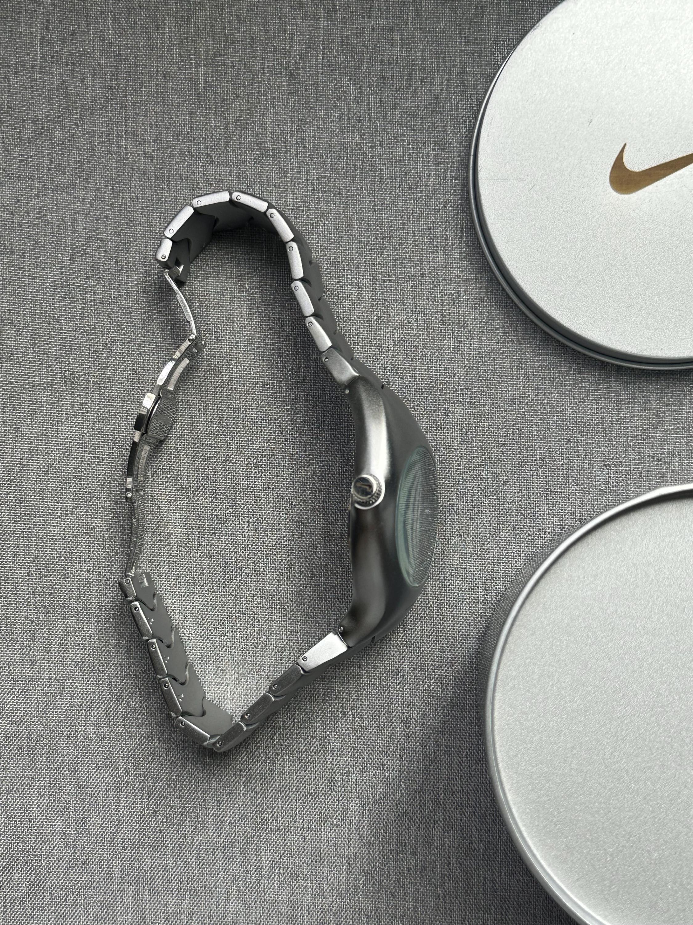 Nike Triax Chronograph Watch Matte Silver with Black Blue Dial – Vintage Grey Stainless Steel Sports Watch, Rare Collectible Timepiece