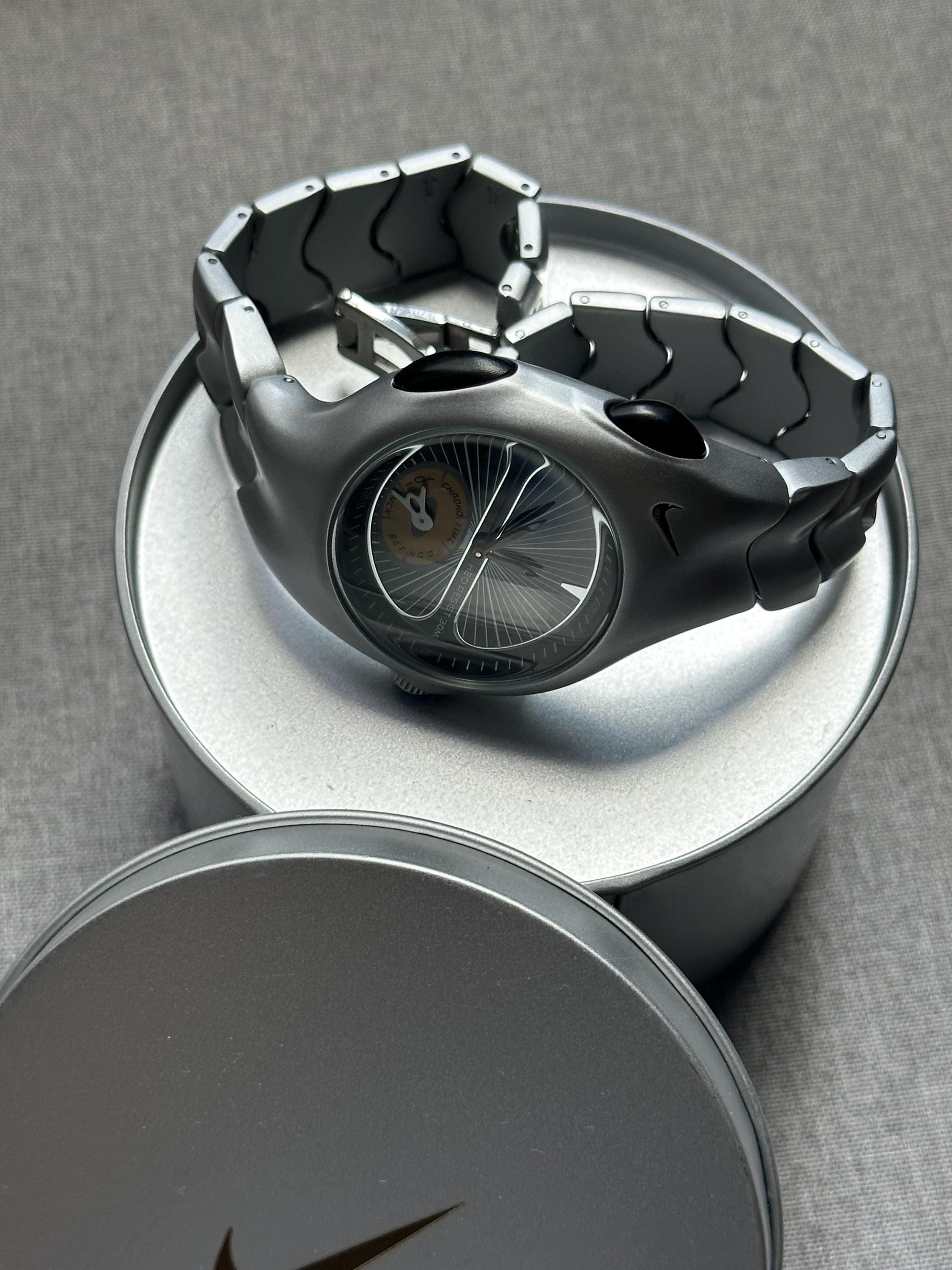 Nike Triax Chronograph Watch Matte Silver with yellow-blue dial – Vintage Grey Stainless Steel Sports Watch, Rare Collectible Timepiece