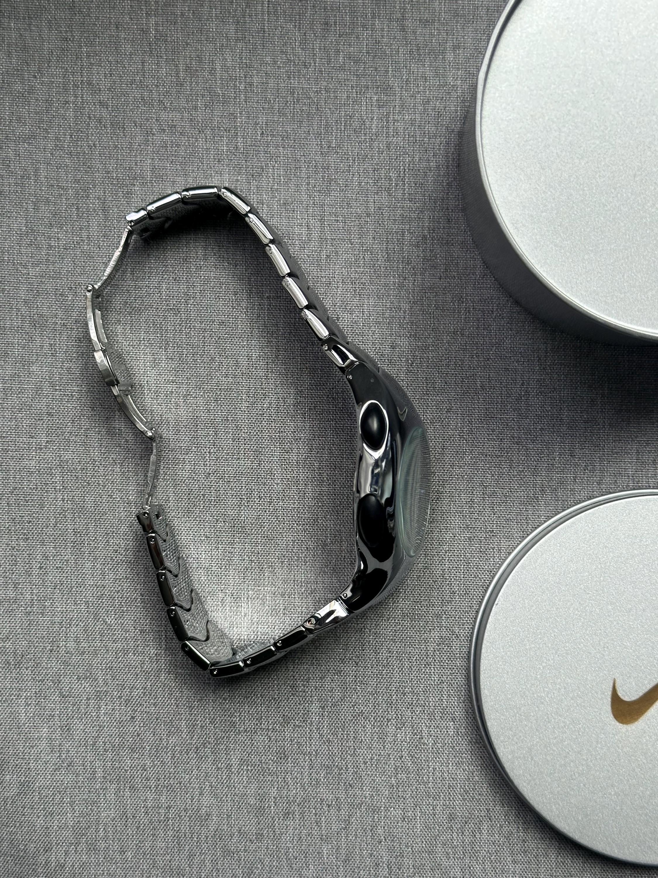 Nike Triax Chronograph Watch Shiny Silver with blue black dial – Vintage Grey Stainless Steel Sports Watch, Rare Collectible Timepiece