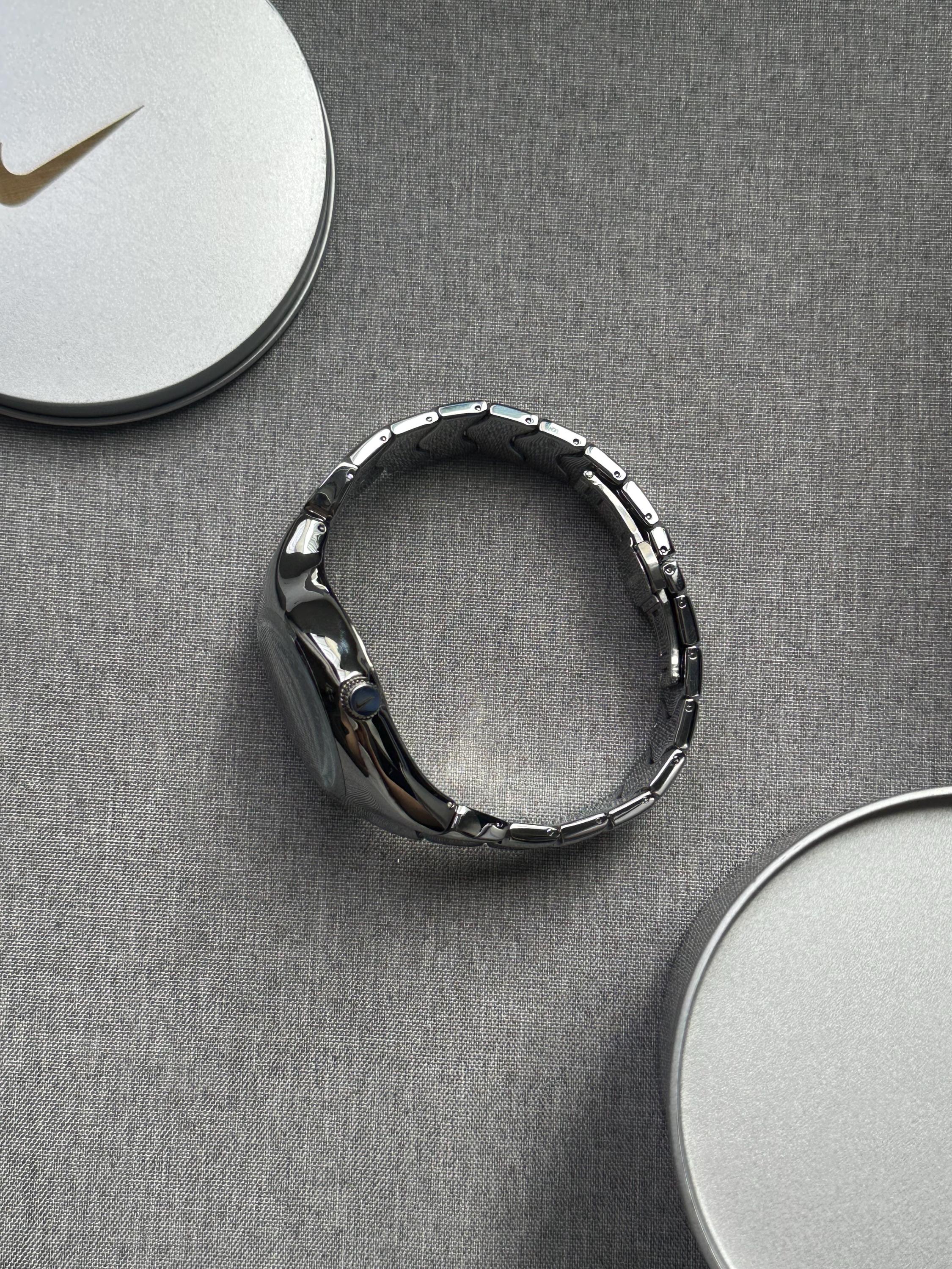 Nike Triax Chronograph Watch Silver Red Dial – Vintage Stainless Steel Sports Watch, Rare Collectible Timepiece