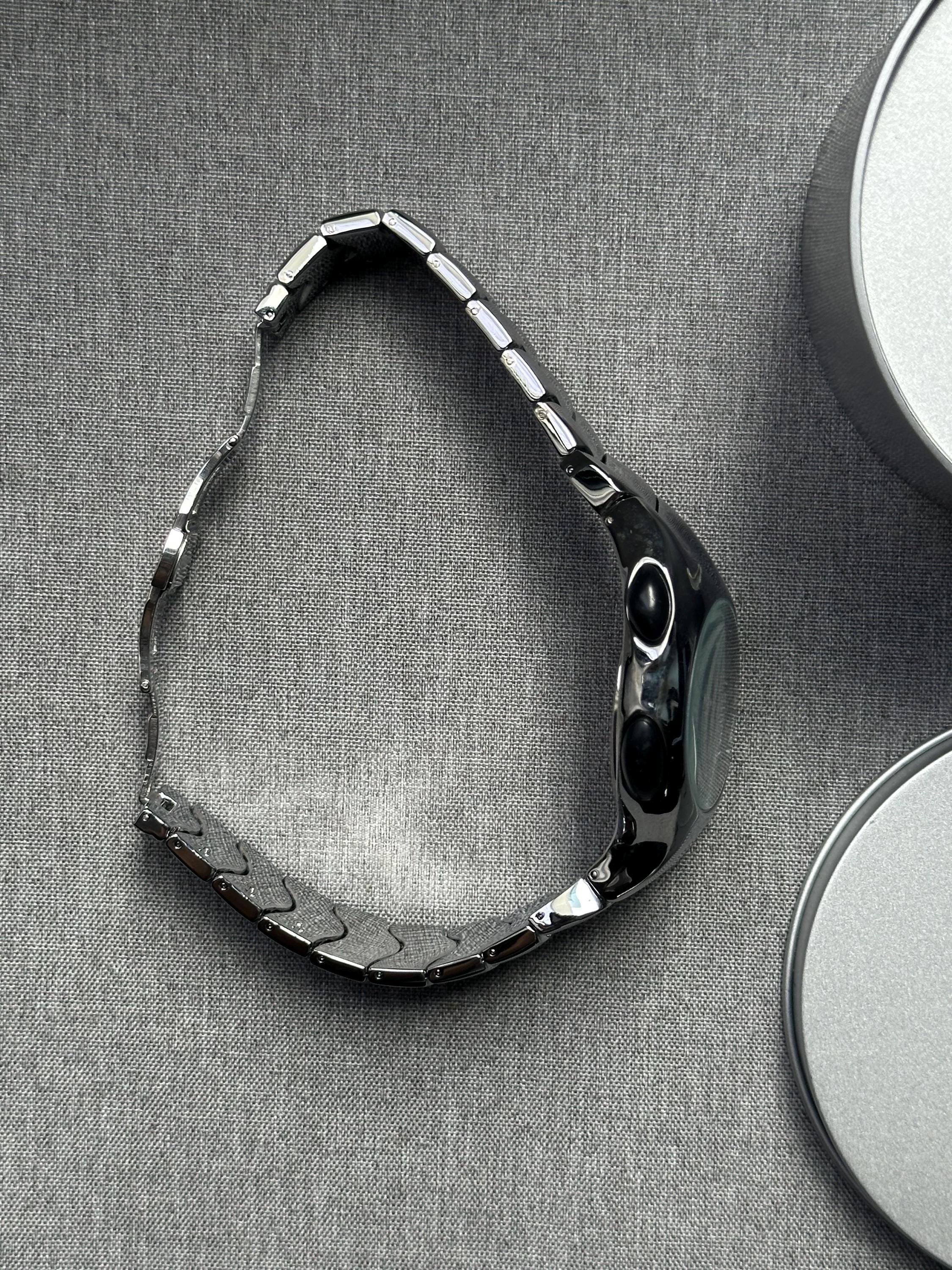 Nike Triax Chronograph Watch Silver with Dark Blue Dial – Vintage Stainless Steel Sports Watch, Rare Collectible Timepiece