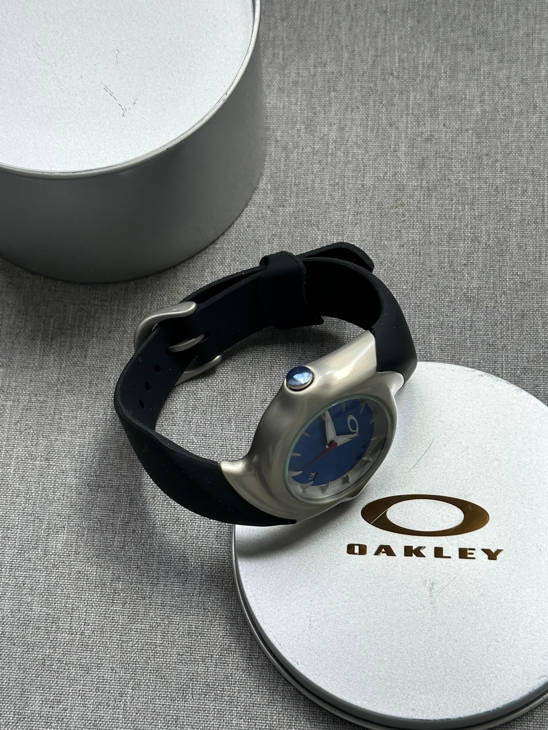 Oakley D1 Icon Watch: Black/White/Blue Dial, Rare Collectible