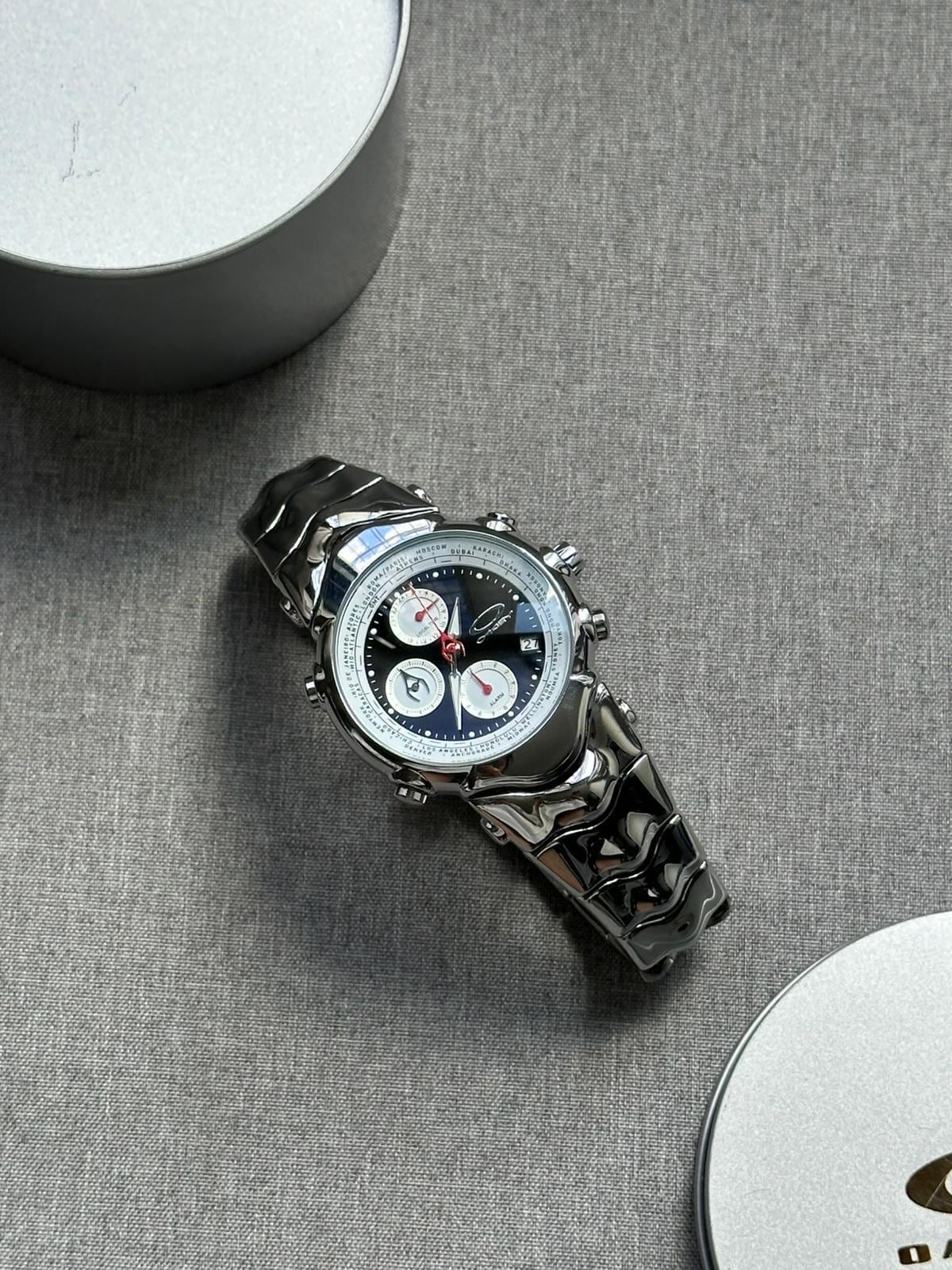 レア Oakley オークリー　腕時計_Oakley JUDGE Oakley Judge Chronograph Watch – Blue/ White/ Black Dial