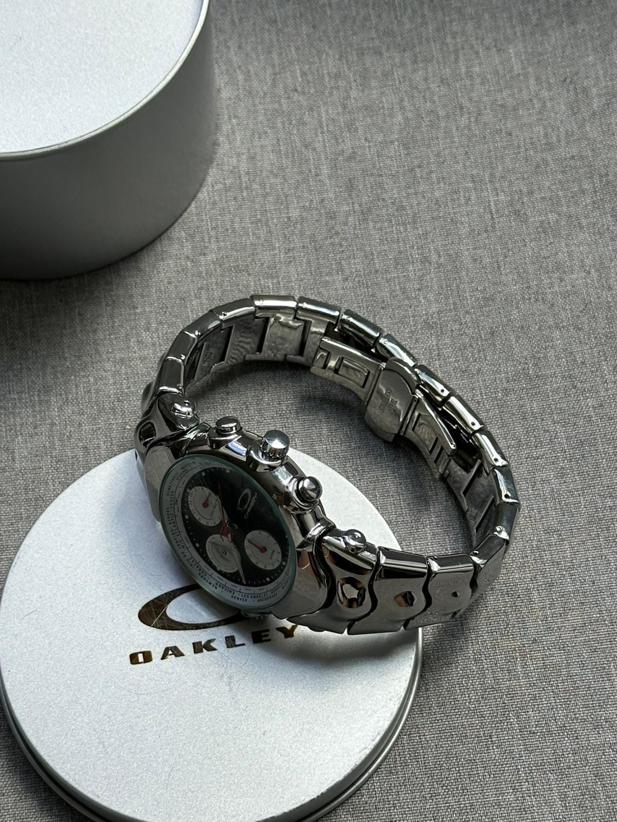 Oakley Judge Chronograph Watch – Blue/ White/ Black Dial, Stainless Steel Polished Bracelet, Swiss Movement