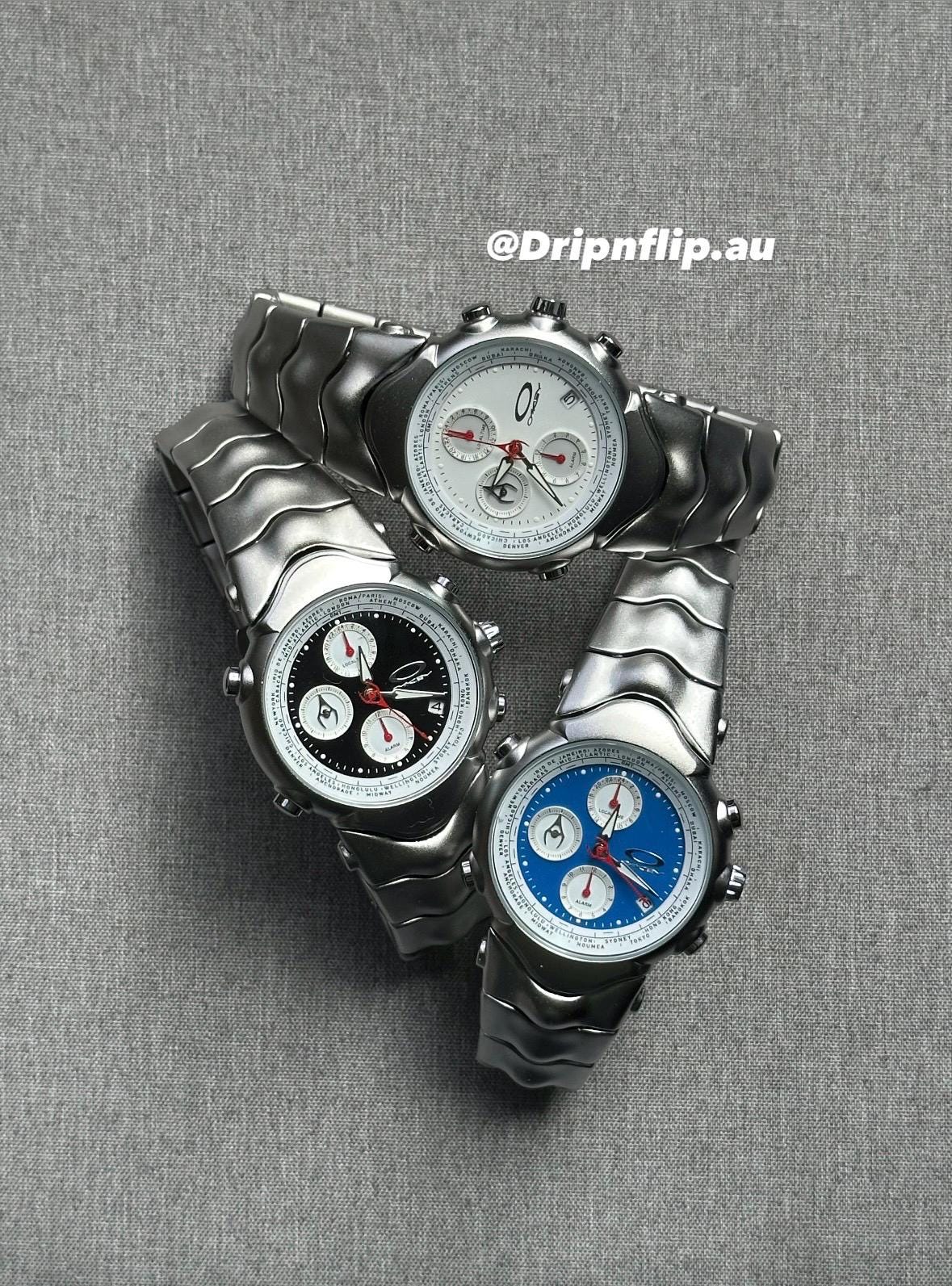 Oakley Judge Chronograph Watch – Black/Blue/White Dial, Matte Brushed Stainless Steel Bracelet, Swiss Movement