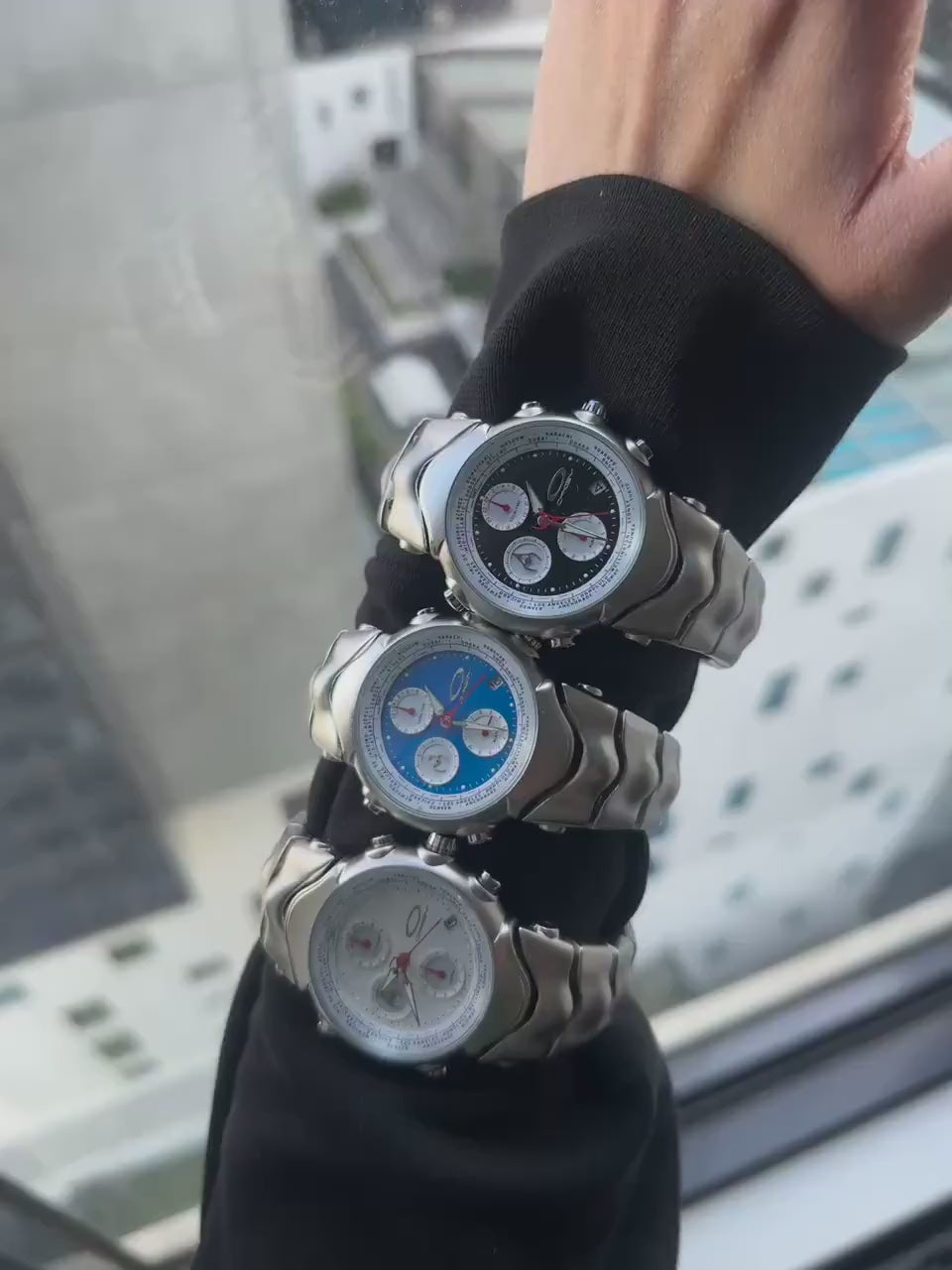 Oakley Judge Chronograph Watch – Black/Blue/White Dial, Matte Brushed Stainless Steel Bracelet, Swiss Movement