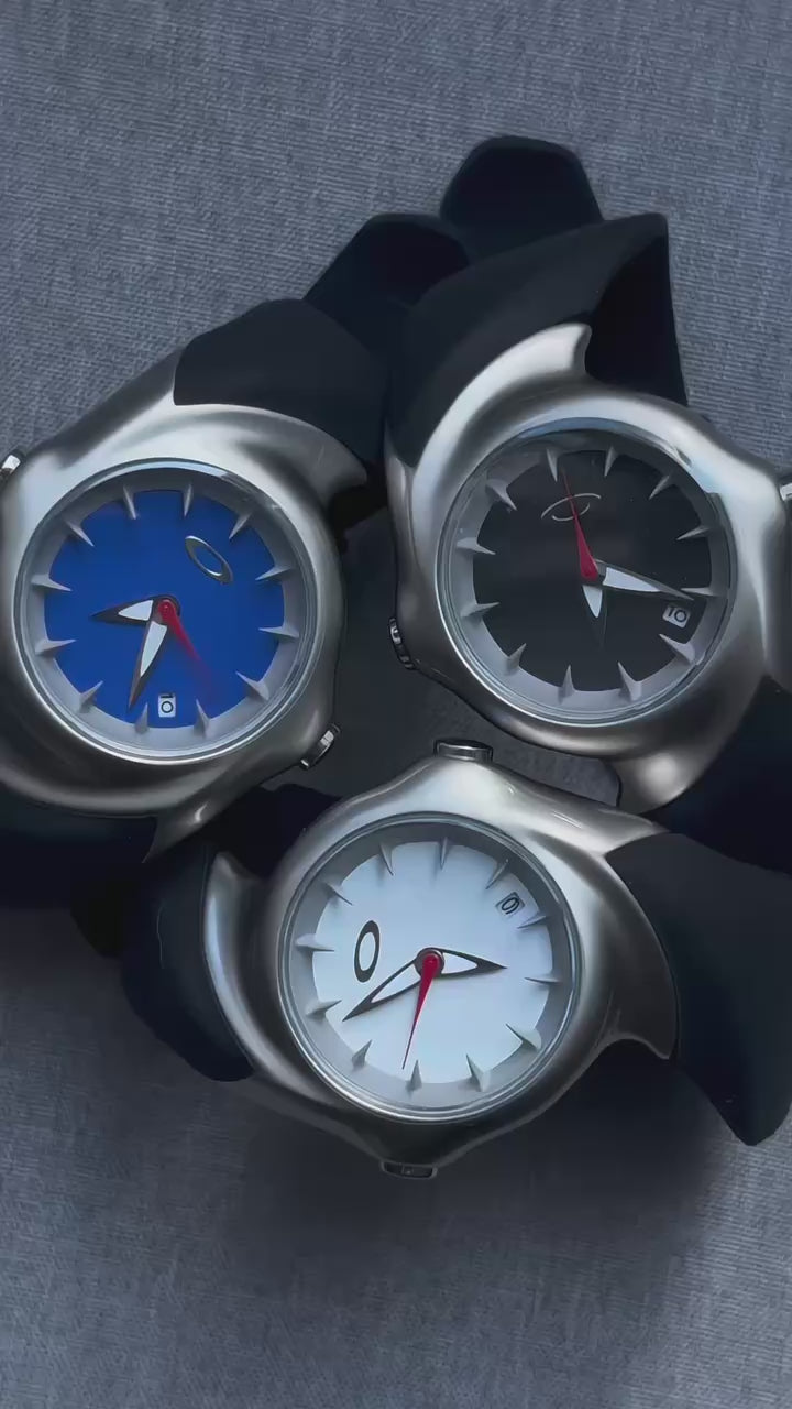 Oakley D1 Icon Watch: Black/White/Blue Dial, Rare Collectible Men's Sports Watch with Case