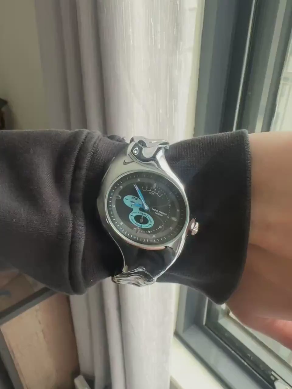 Nike Triax Chronograph Watch Shiny Silver with blue black dial – Vintage Grey Stainless Steel Sports Watch, Rare Collectible Timepiece